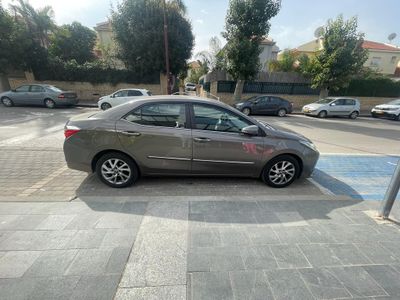Toyota Corolla 2nd hand, 2017, private hand