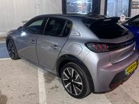 Peugeot 208 2nd hand, 2022, private