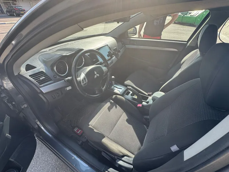 Mitsubishi Lancer 2nd hand, 2011, private hand