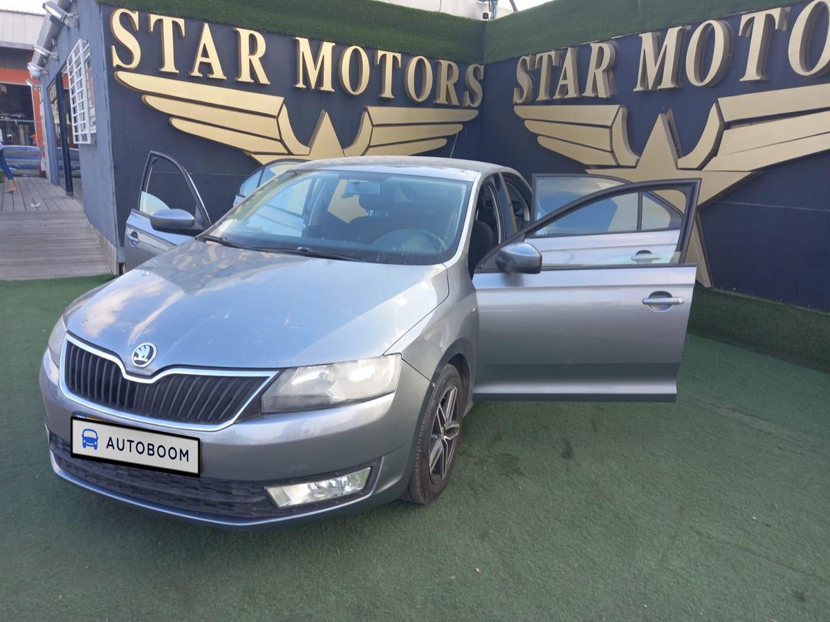 Škoda Rapid 2ème main, 2013