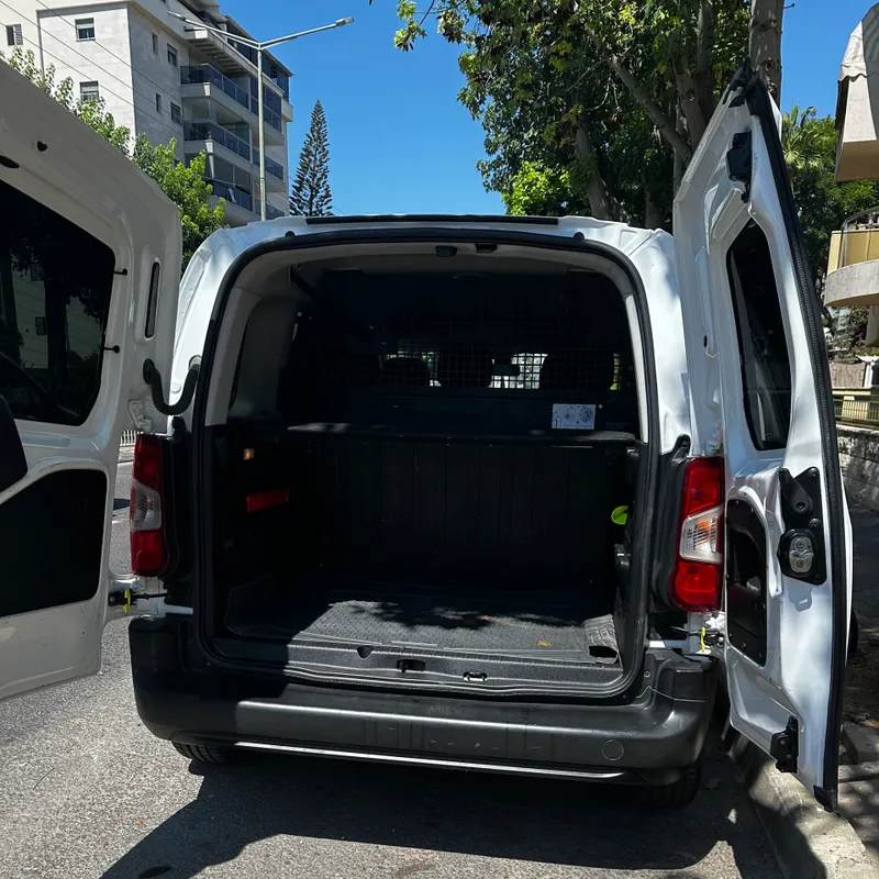 Citroen Berlingo 2nd hand, 2021