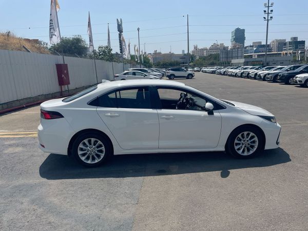 Toyota Corolla 2nd hand, 2022
