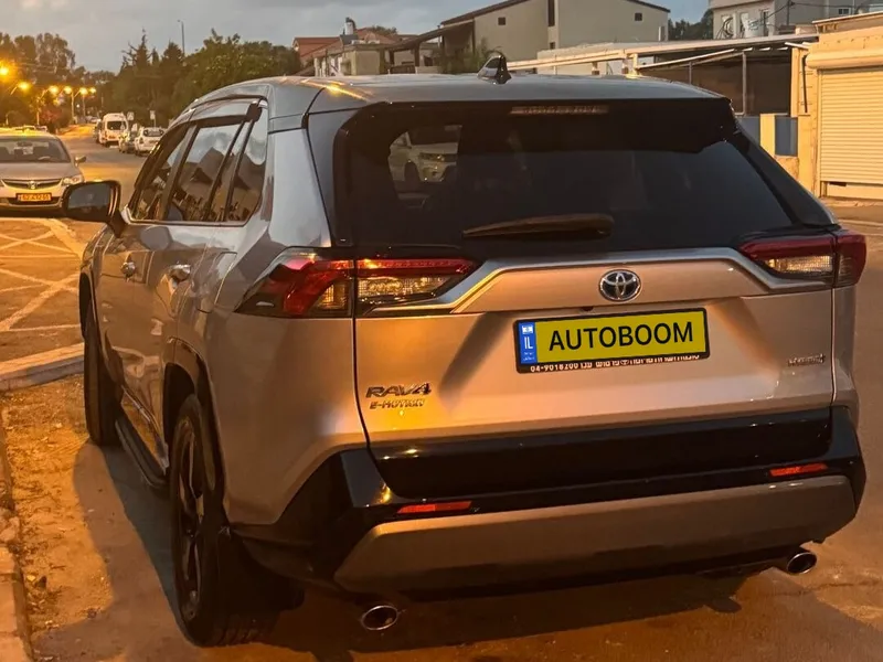 Toyota RAV4 2nd hand, 2019