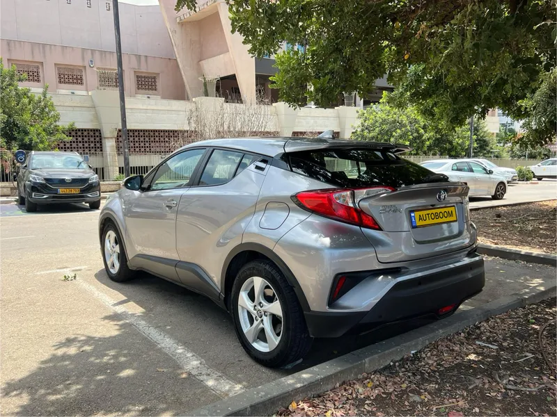 Toyota C-HR с пробегом, 2019, частная рука