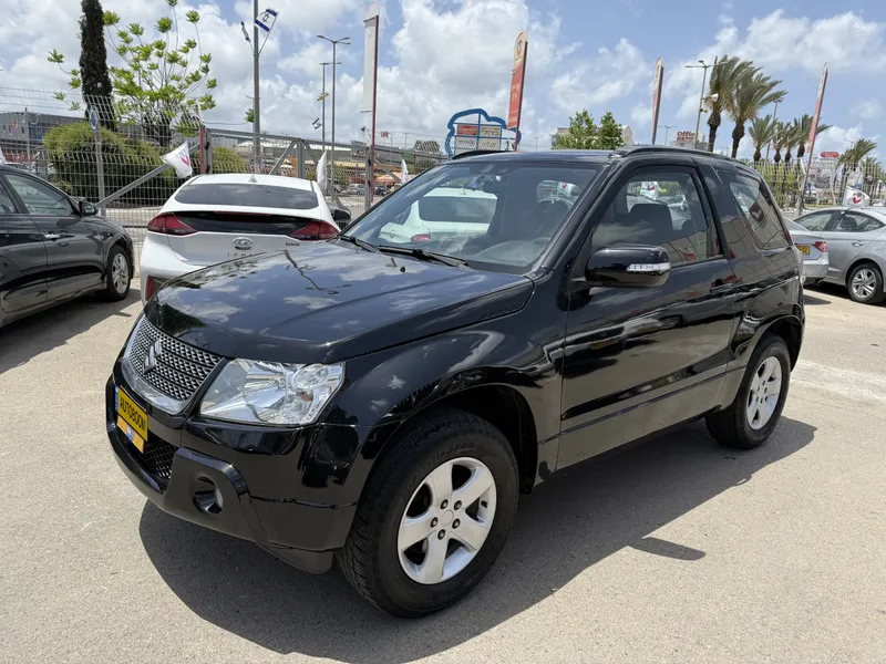 Suzuki Grand Vitara 2nd hand, 2011, private hand