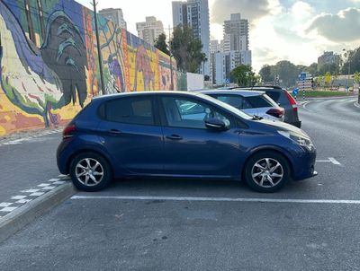 Peugeot 208 2nd hand, 2015, private hand