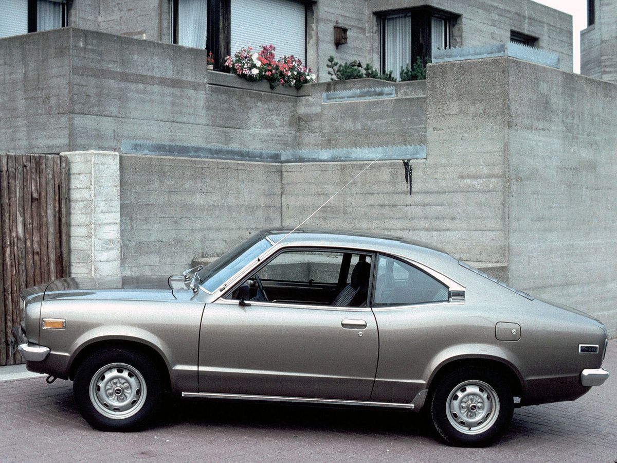 Mazda 818 1974. Carrosserie, extérieur. Coupé, 1 génération