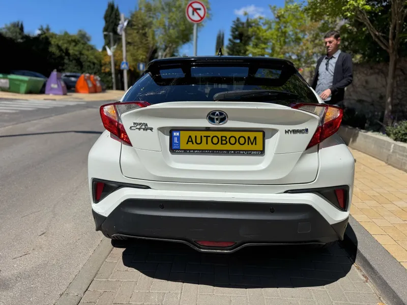 Toyota C-HR 2nd hand, 2019, private hand
