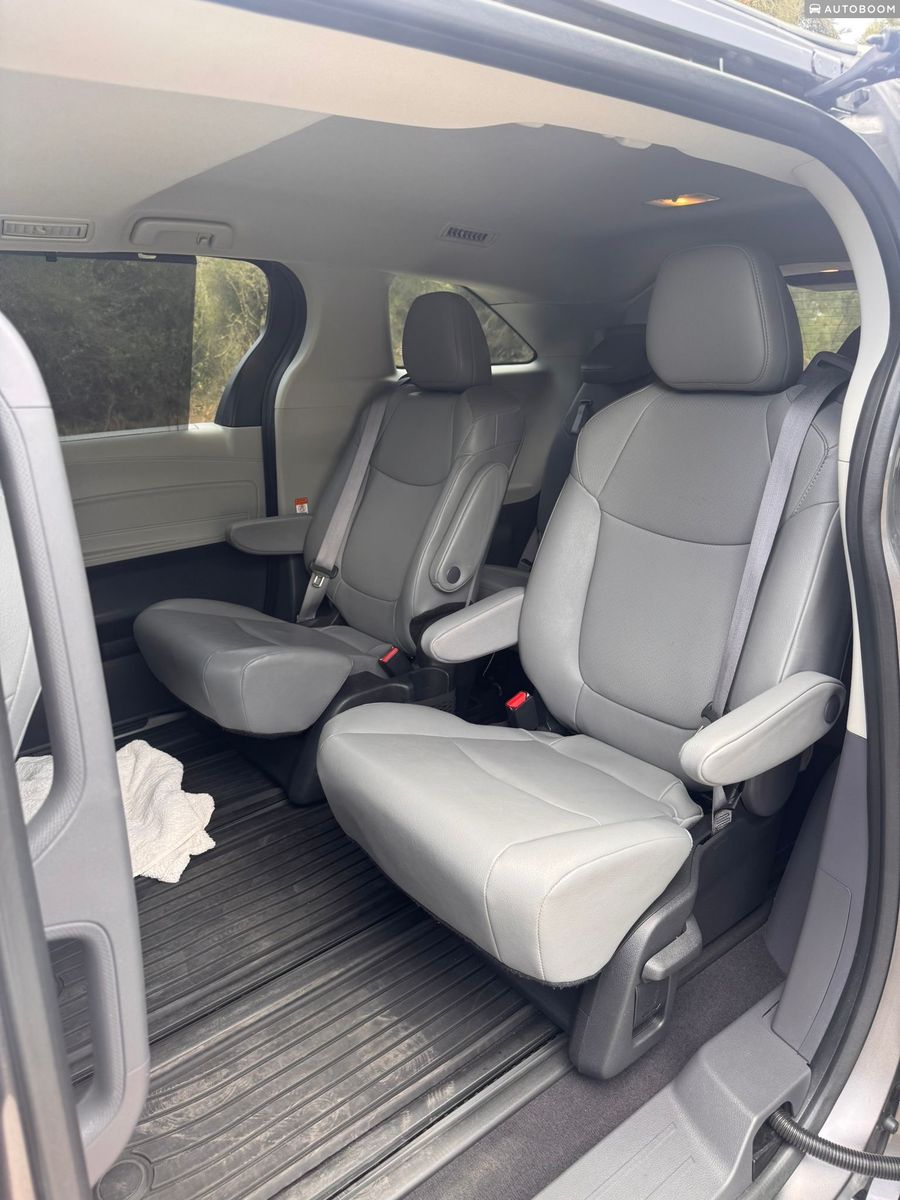 Toyota Sienna 2ème main, 2023, privée