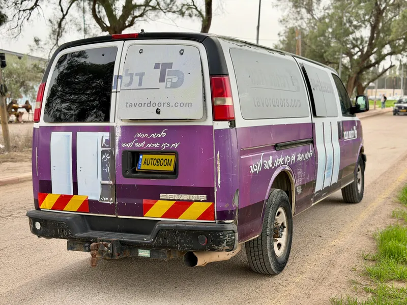 Chevrolet Express с пробегом, 2010, частная