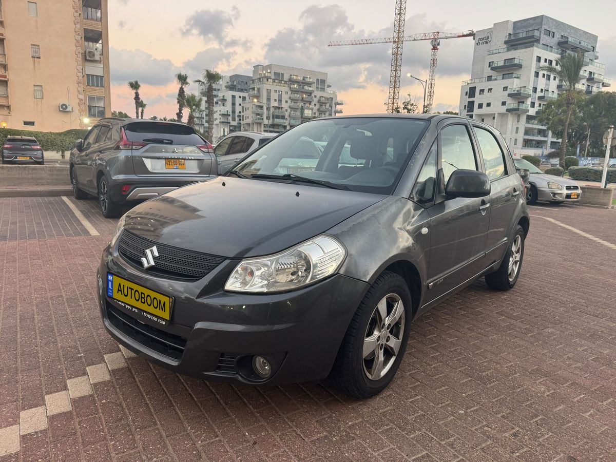 סוזוקי SX4 יד 2 רכב, 2010, פרטי