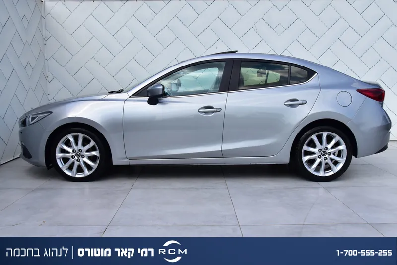 Mazda 3 2nd hand, 2015