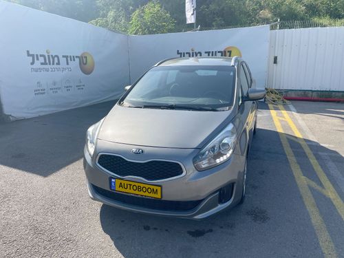 Kia Carens 2nd hand, 2016, private hand