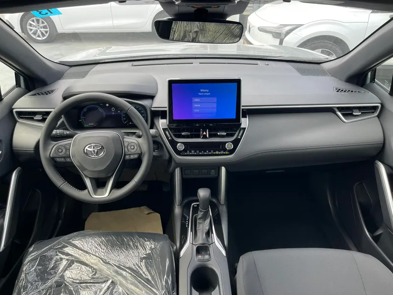 Toyota Corolla Cross 2nd hand, 2025