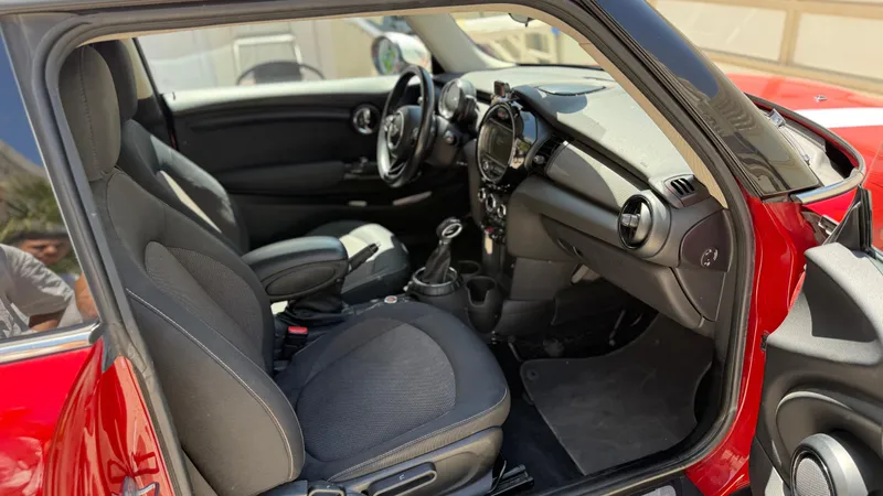 MINI Cooper 2nd hand, 2016, private hand