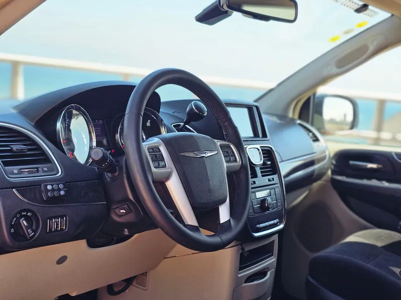 Chrysler Grand Voyager с пробегом, 2014, частная рука