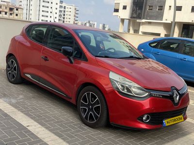 Renault Clio 2ème main, 2015, main privée