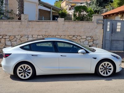 Tesla Model 3 2nd hand, 2021, private hand