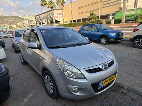 Hyundai i20, 2009, photo