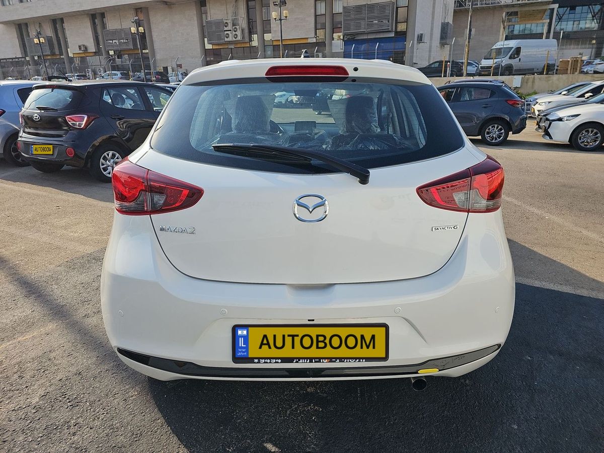 Mazda 2 nouvelle voiture, 2025