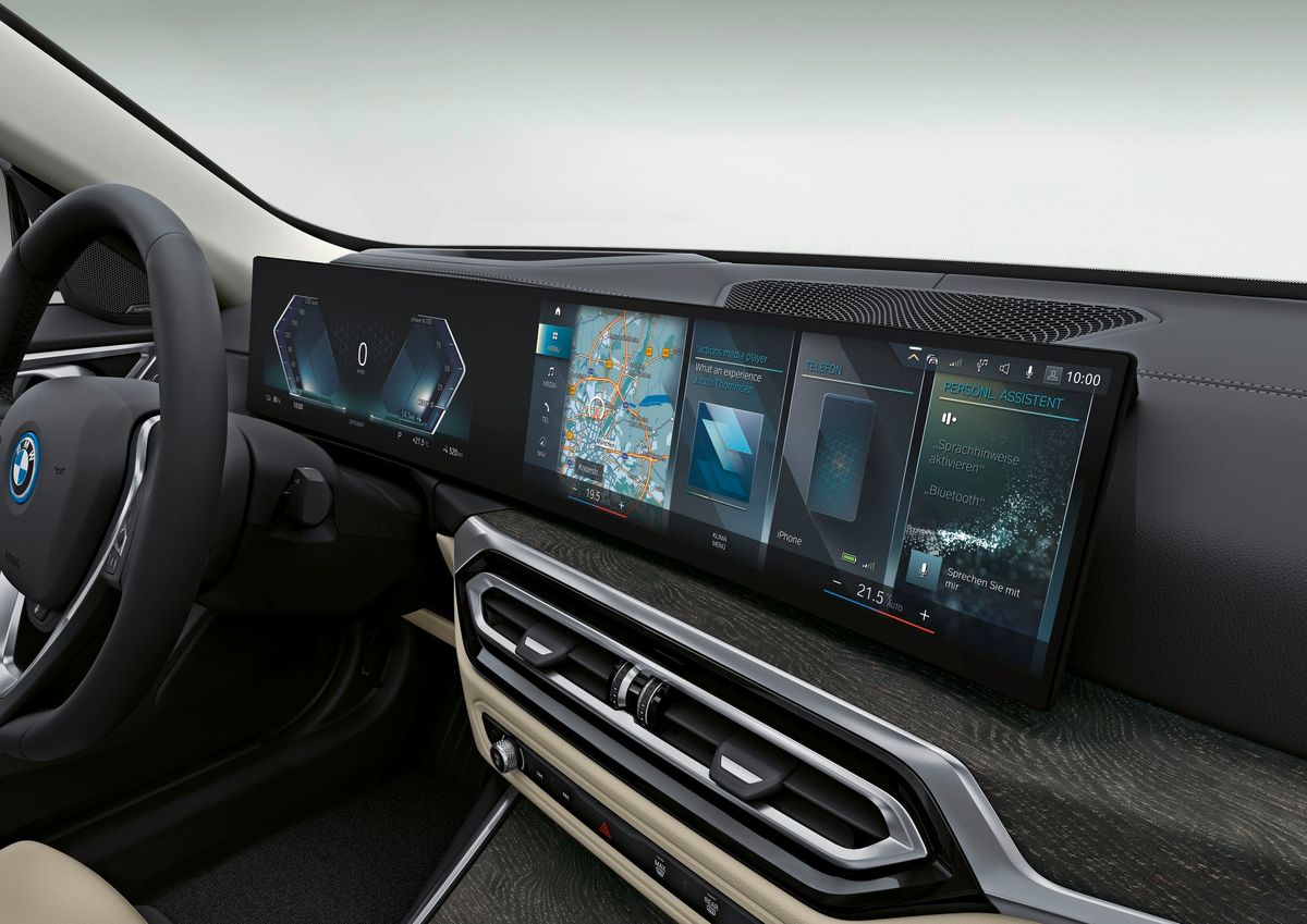 BMW i4 2021. Dashboard. Sedan, 1 generation