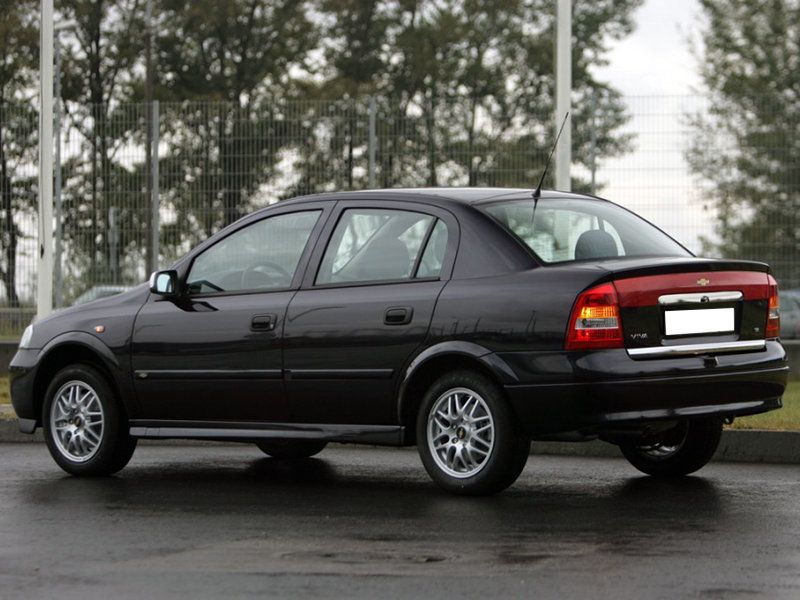 Chevrolet Viva 2004. Carrosserie, extérieur. Berline, 1 génération