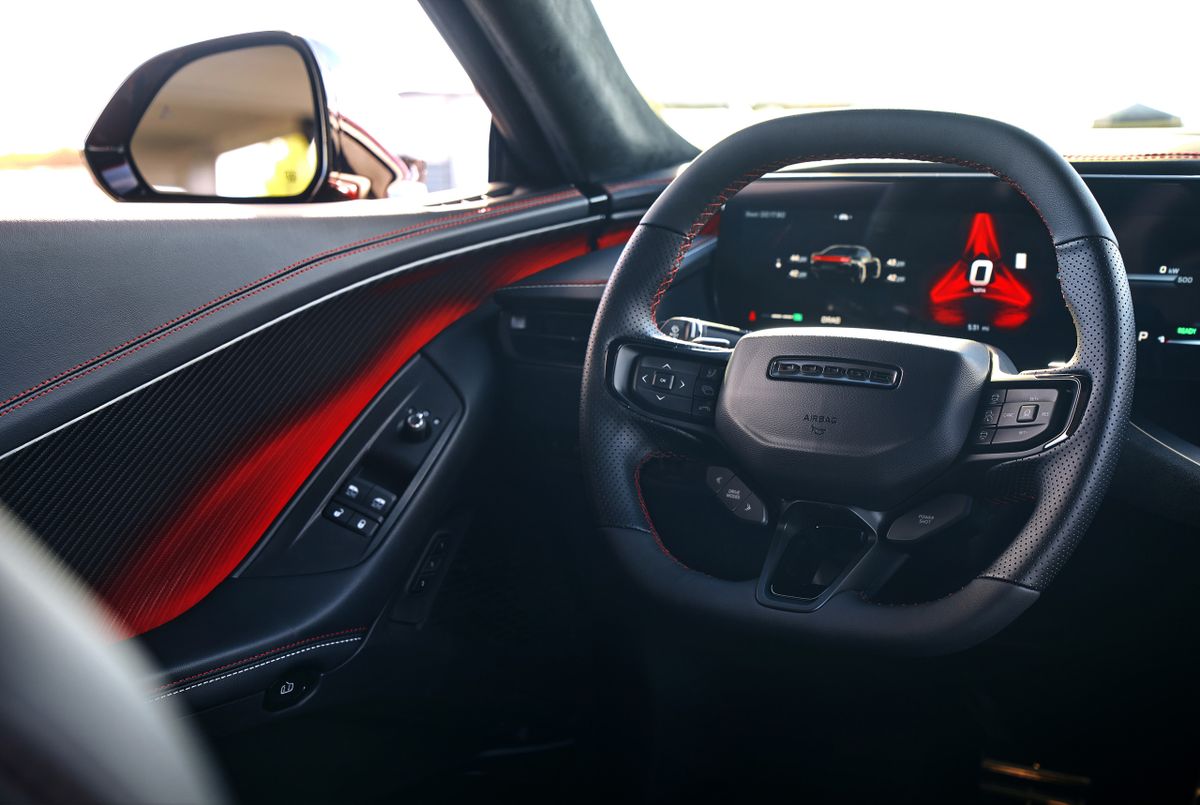Dodge Charger 2024. Панель приборов. Купе, 7 поколение