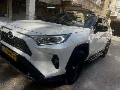 Toyota RAV4 2nd hand, 2021, private hand