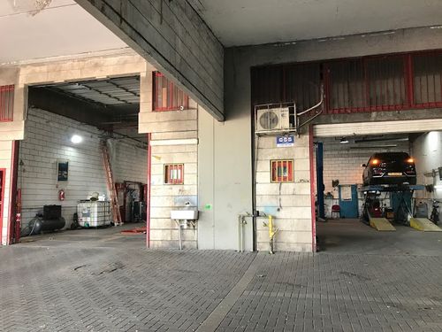 Garage Roman. صورة 2