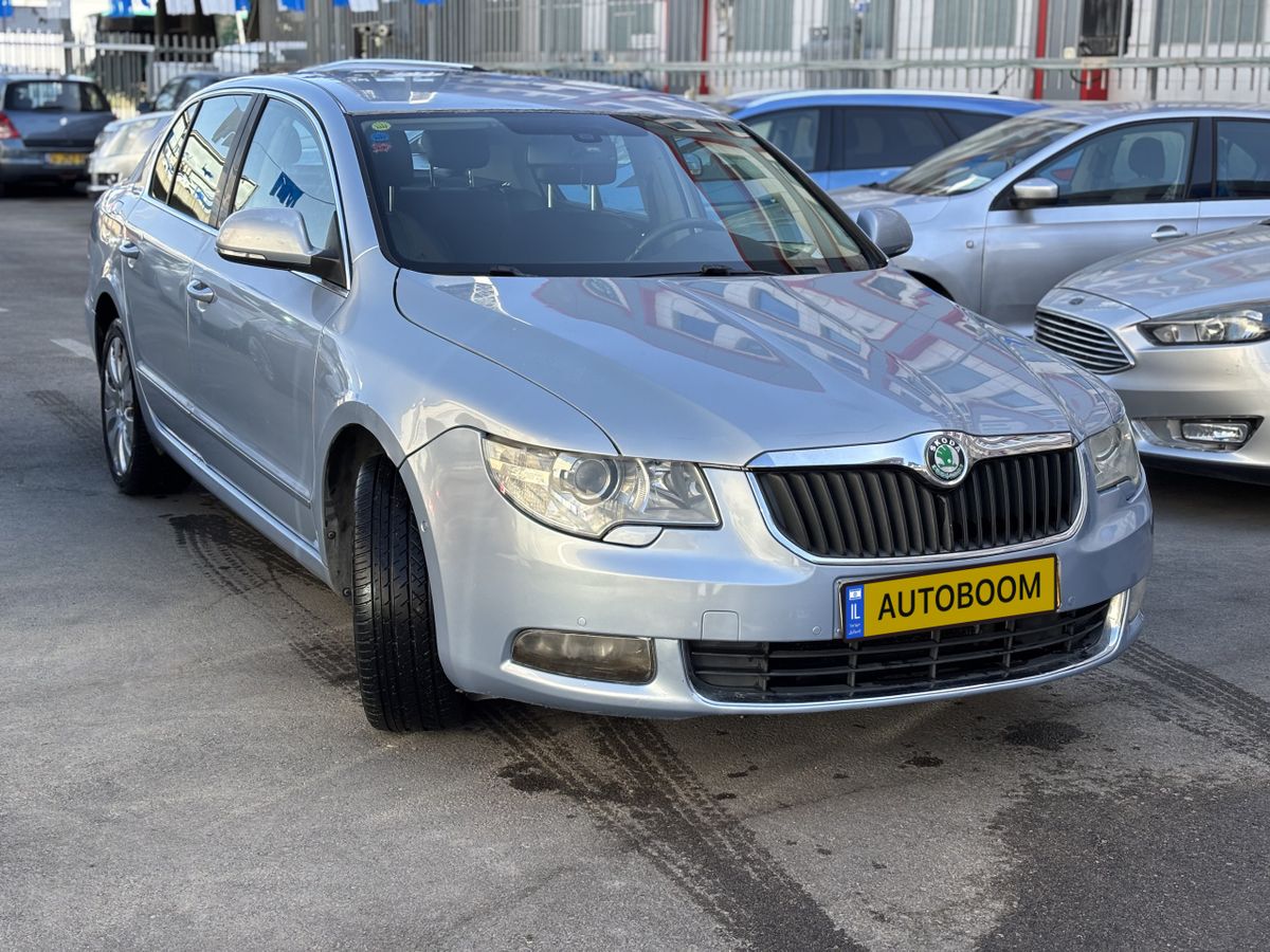 Skoda Superb 2nd hand, 2012