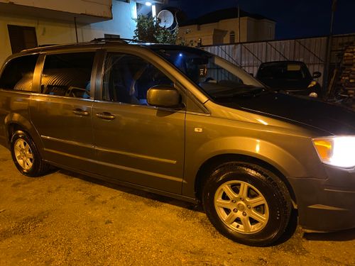 Chrysler Grand Voyager 2nd hand, 2010, private hand
