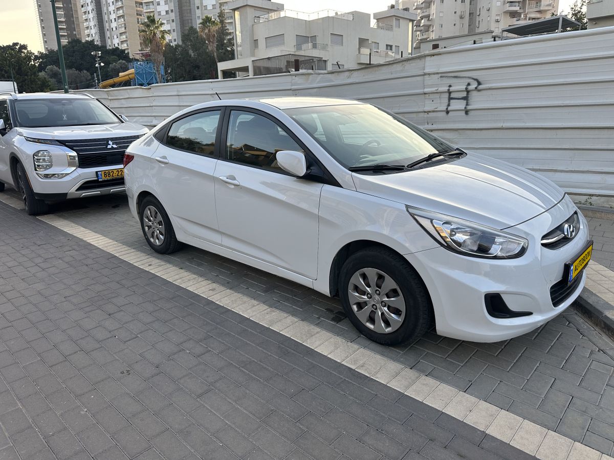 Hyundai i25 с пробегом, 2018, частная рука