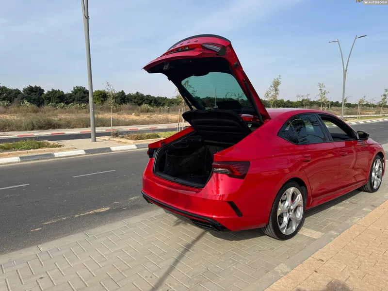 سكودا اوكتافيا RS مستعمل, 2025, خصوصي