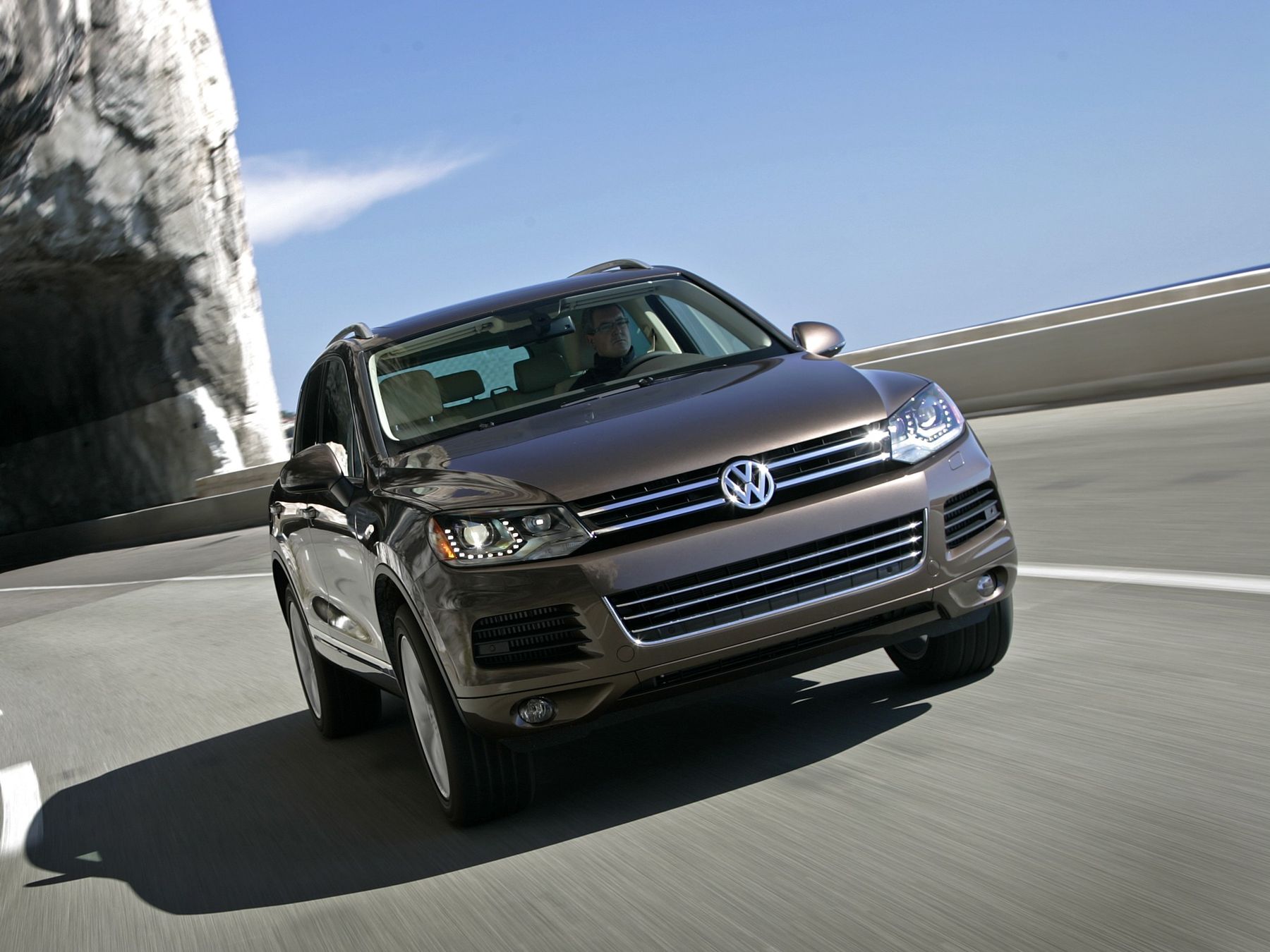 Volkswagen Touareg 4x4 Кроссоверы
