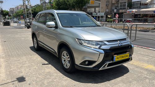מיצובישי אאוטלנדר, 2020, תמונה