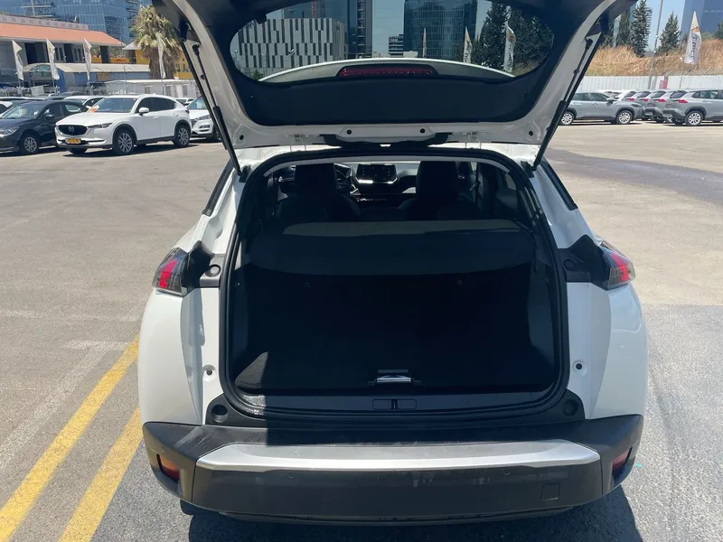 Peugeot 2008 2nd hand, 2021, private hand