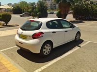 Peugeot 208 2nd hand, 2016, private