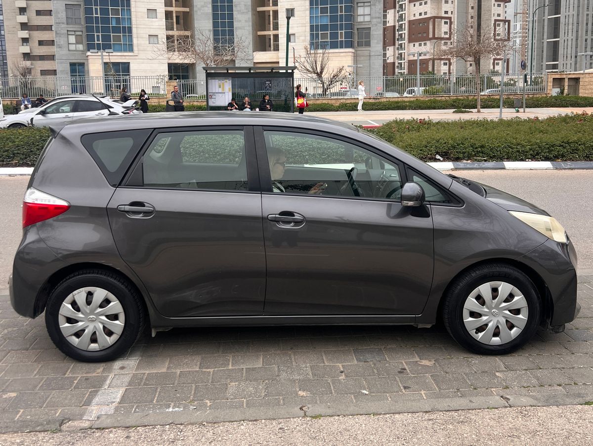 Toyota Space Verso 2nd hand, 2012, private
