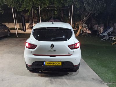 Renault Clio 2nd hand, 2015, private hand