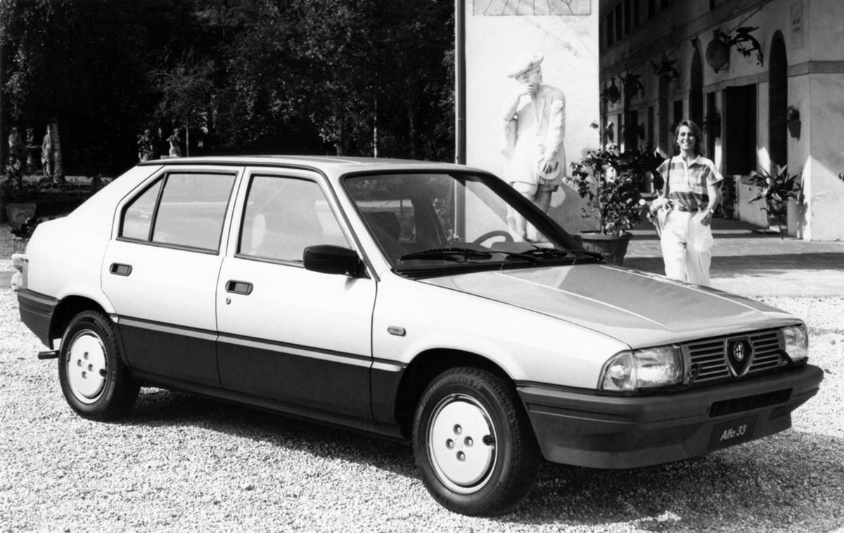 Alfa Romeo 33 1983. Carrosserie, extérieur. Berline, 1 génération