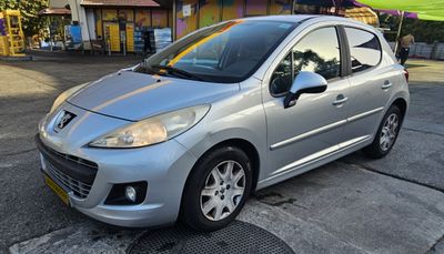 Peugeot 207 с пробегом, 2011, частная рука