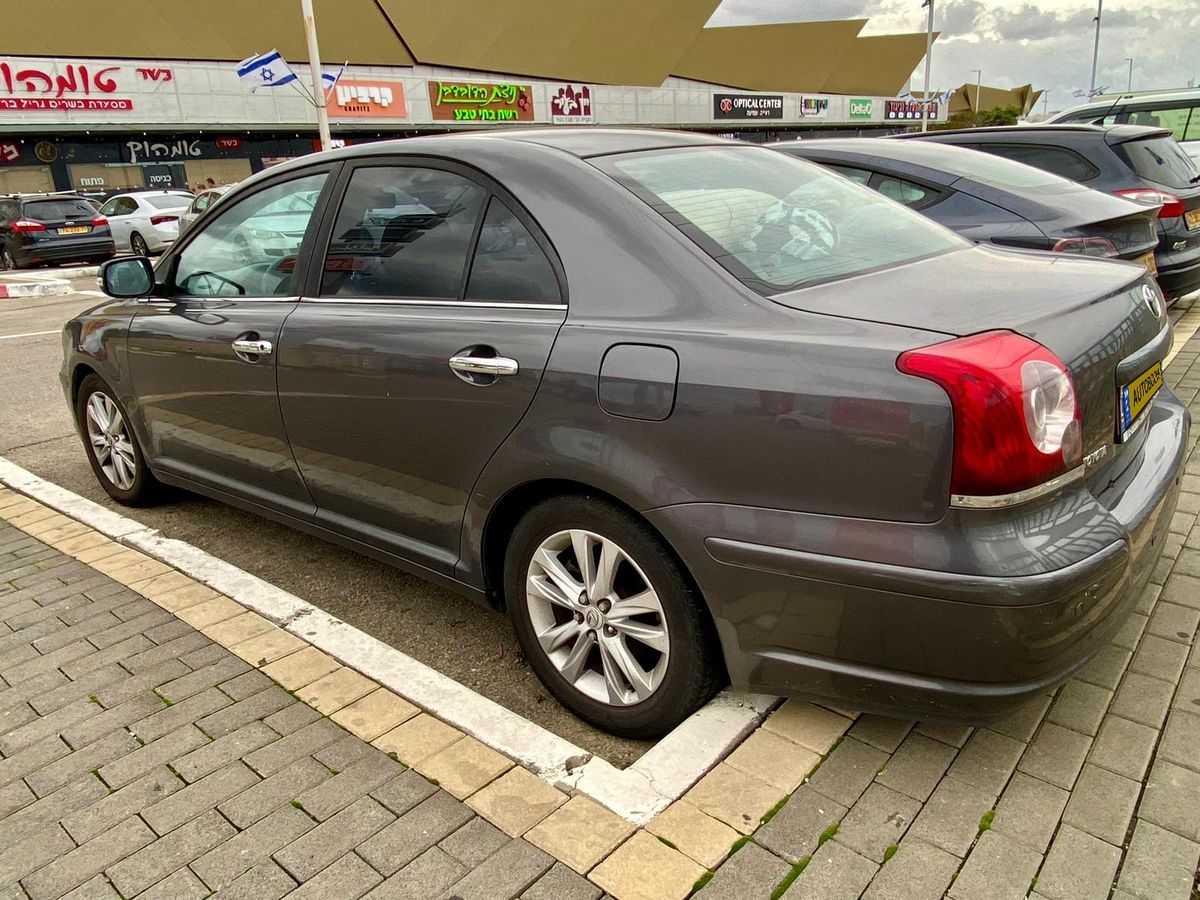 Toyota Avensis 2ème main, 2007, main privée