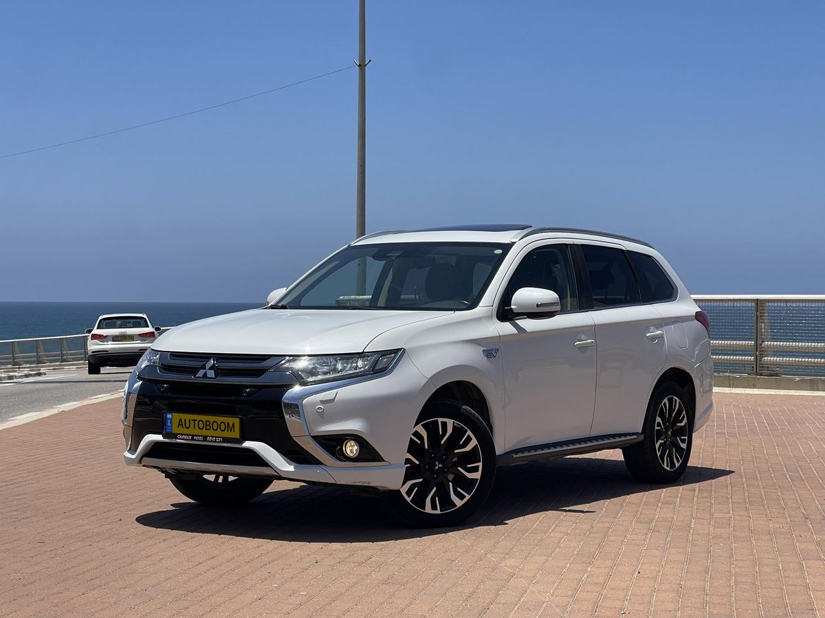 Mitsubishi Outlander 2ème main, 2017, main privée