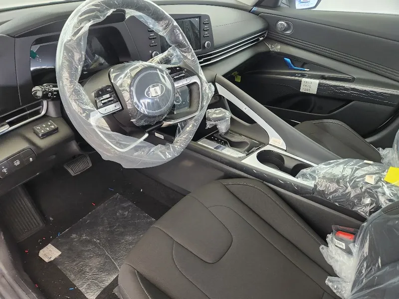 Hyundai Elantra новый, 2024