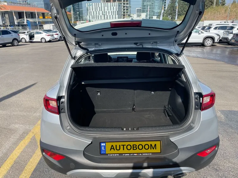 Kia Stonic с пробегом, 2024