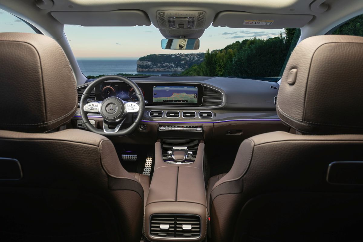 Mercedes GLS 2019. Console centrale. VUS 5-portes, 2 génération