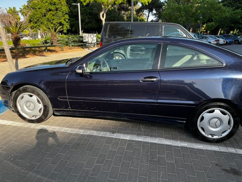 Mercedes C-Class, 2002, photo