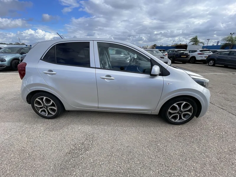 Kia Picanto 2nd hand, 2017, private hand