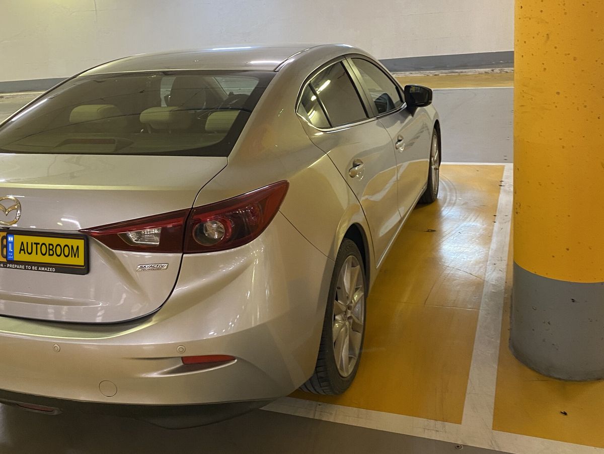 Mazda 3 2nd hand, 2018, private hand