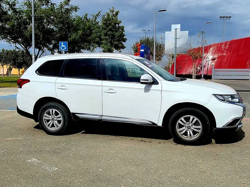 Mitsubishi Outlander с пробегом, 2018